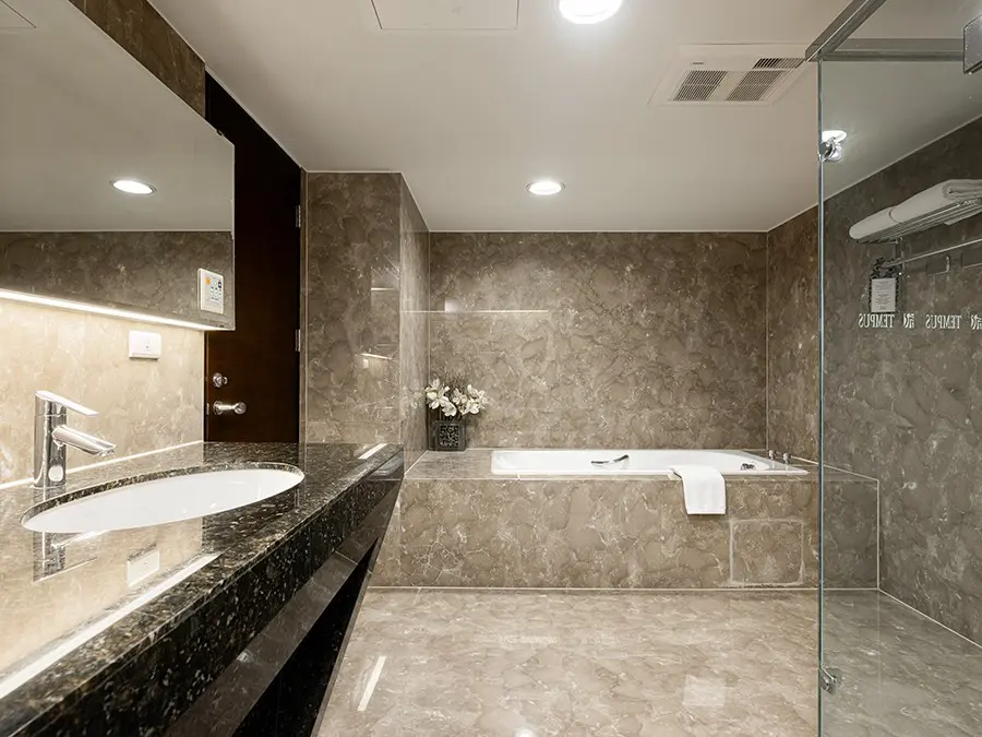 閣樓家庭套房CDFS